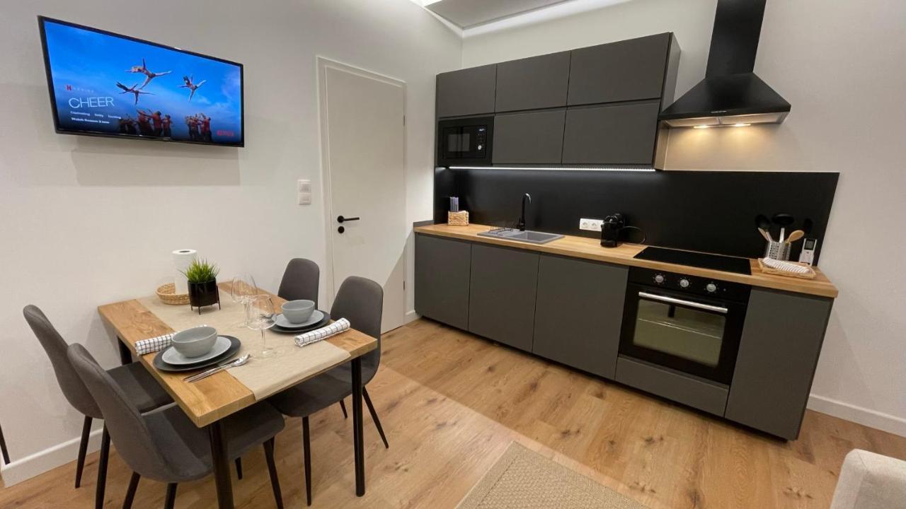 Sipsix - Modern 2 Bedroom Newly Renovated Flat With Ac In Centre * בודפשט